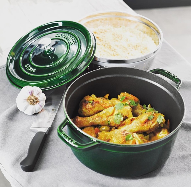 Cocotte Round 22 cm Basil   Staub