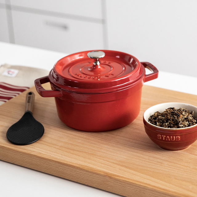 Cocotte Round 24 cm Cherry - Staub