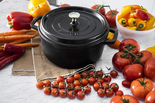 Cocotte Round 24 cm Black - Staub