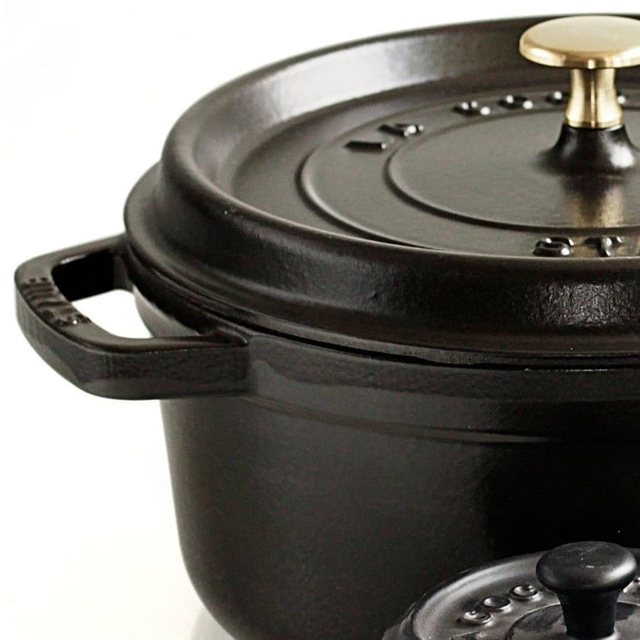 Cocotte Round 26 cm  Black - Staub