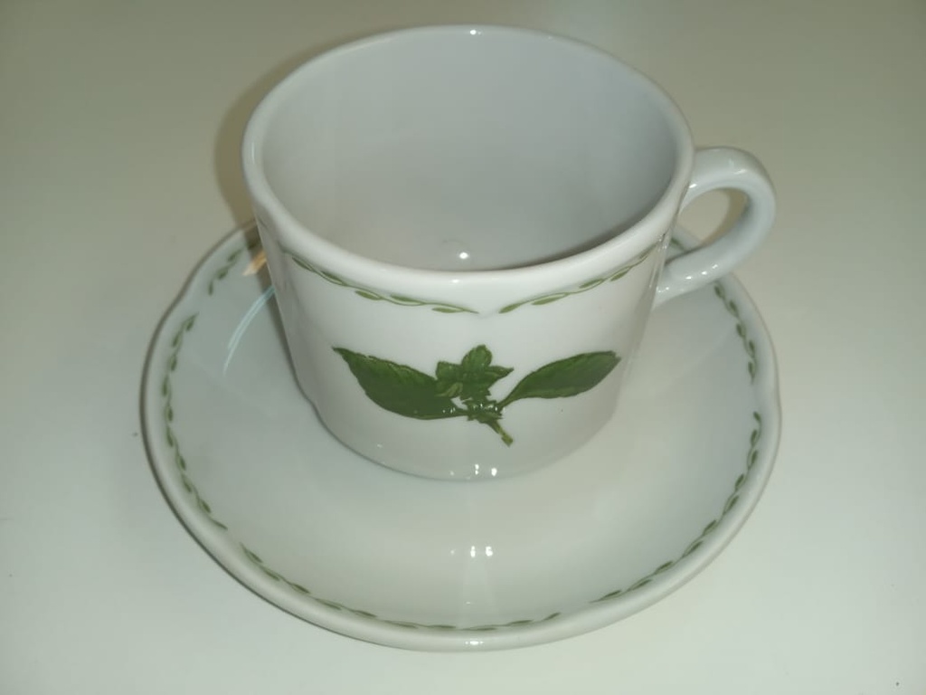 Taza C/Plato Desayuno xUnidad- Linea Provenza Hierbas